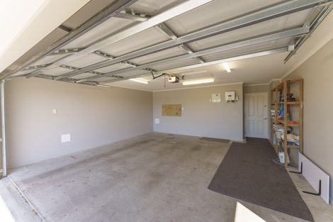 Photo of property in 16 Bottle Lake Drive, Parklands, Christchurch, 8083