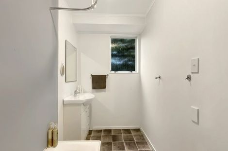 Photo of property in 29 Rehia Road, Massey, Auckland, 0614