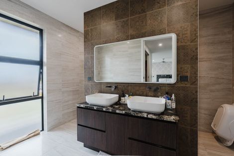 Photo of property in 275 Racecourse Road, Cambridge, 3493