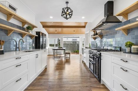 Photo of property in 28 Bond Street, Hamilton East, Hamilton, 3216