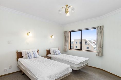 Photo of property in 2/49 May Street, Mount Maunganui, 3116