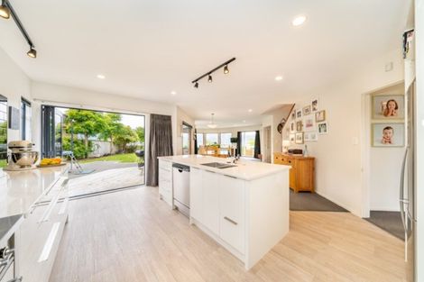 Photo of property in 3 Birkinshaw Grove, Riverstone Terraces, Upper Hutt, 5018