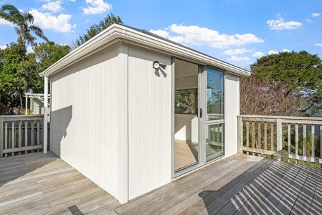 Photo of property in 7 Vipond Road, Stanmore Bay, Whangaparaoa, 0932