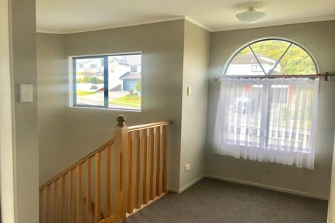 Photo of property in 110 Woodman Drive, Tawa, Wellington, 5028