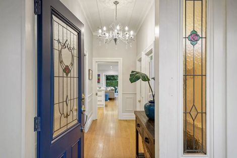 Photo of property in 9 Coronation Street, Belmont, Auckland, 0622