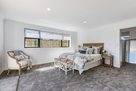 Photo of property in 105 The Boulevard, Papamoa Beach, Papamoa, 3118