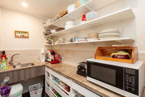 Photo of property in 206 Thornton Road, Cambridge, 3434