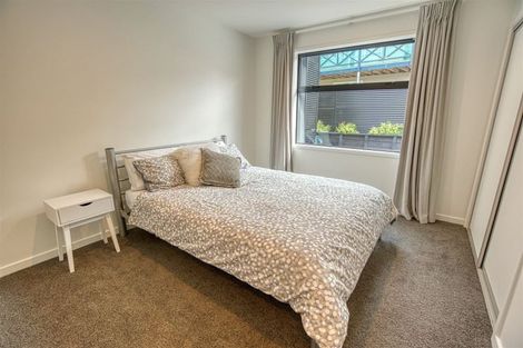 Photo of property in 1 Koe Street, Moana, 7872