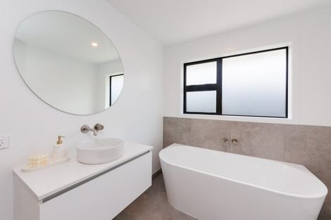 Photo of property in 4a Bristol Crescent, Roslyn, Palmerston North, 4414