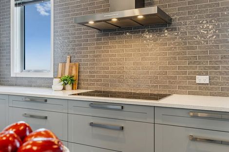 Photo of property in 15 Flavell Drive, Orewa, 0931