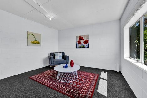 Photo of property in 27b Port View Crescent, Moturoa, New Plymouth, 4310