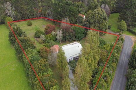 Photo of property in 37 Smalley Road, Glenbrook, Waiuku, 2681