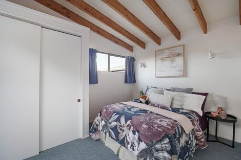 Photo of property in 20 Simcox Street, Otaki Beach, Otaki, 5512