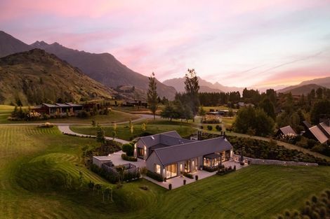 Photo of property in 5 Bloxham Lane, Lake Hayes, Queenstown, 9371