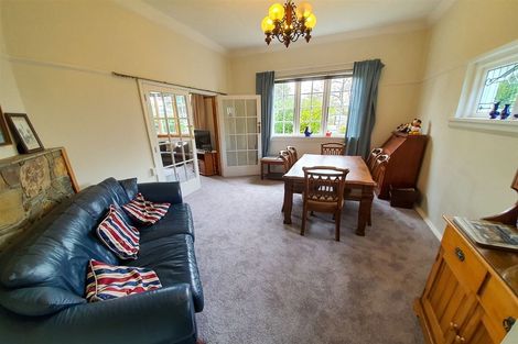 Photo of property in 17 Rhodes Street, Waimate, 7924