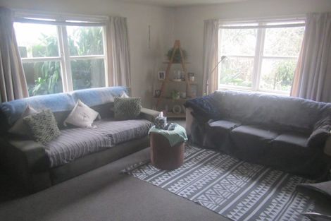 Photo of property in 207 Vipond Road, Stanmore Bay, Whangaparaoa, 0932