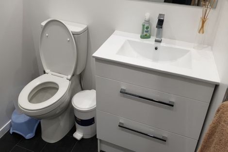 Photo of property in 35 Kentwood Drive, Woodridge, Wellington, 6037