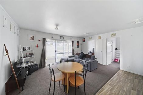 Photo of property in 198 Wordsworth Road, Manurewa, Auckland, 2102