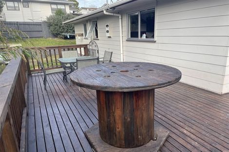 Photo of property in 1/21 Contessa Drive, Glenfield, Auckland, 0629