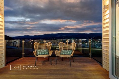 Photo of property in 25a Riverstone Drive, Riverstone Terraces, Upper Hutt, 5018