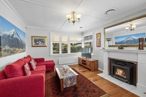 Photo of property in 48 Tarahua Road, Welbourn, New Plymouth, 4310