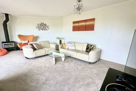 Photo of property in 11 View Road, Shelly Park, Auckland, 2014