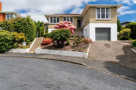 Photo of property in 18 Hanlon Street, Halfway Bush, Dunedin, 9010