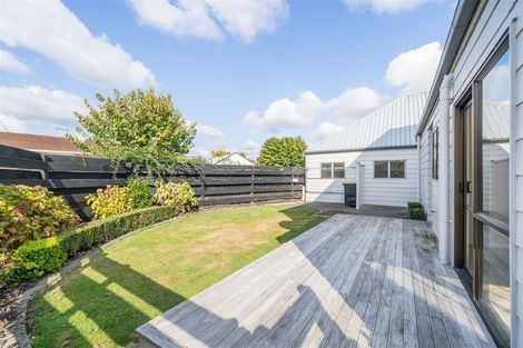 Photo of property in 9 Bruce Place, Highbury, Palmerston North, 4412