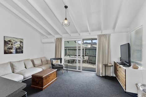 Photo of property in 1/23 Blighs Road, Strowan, Christchurch, 8052