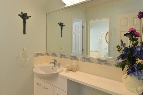 Photo of property in 1/2 Tealmere Grove, Maunu, Whangarei, 0110