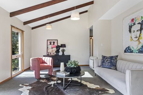 Photo of property in 14 Raekura Place, Redcliffs, Christchurch, 8081