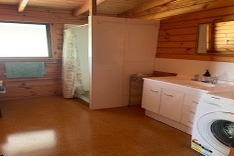 Photo of property in 17 Ivy Terrace, Moana, 7872