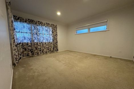 Photo of property in 42 Hilling Street, Titirangi, Auckland, 0604
