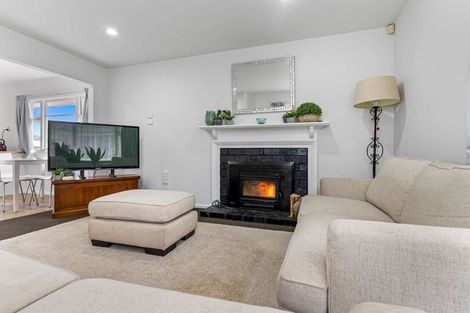 Photo of property in 10 Carters Road, Aranui, Christchurch, 8061