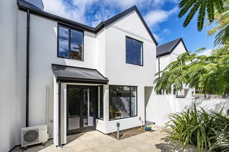 Photo of property in 3 Oakford Close, Riccarton, Christchurch, 8011