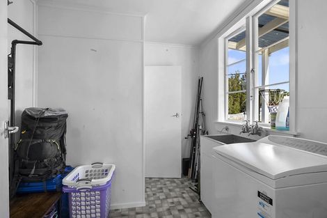 Photo of property in 7 Wheeler Place, Upper Vogeltown, New Plymouth, 4310