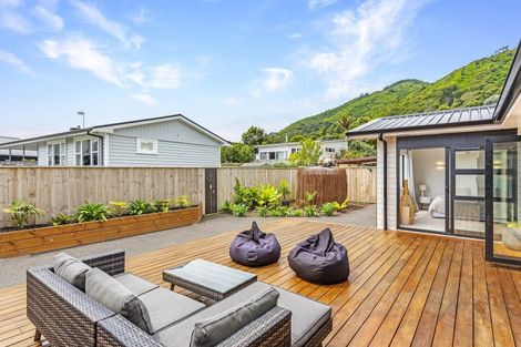 Photo of property in 55 Elizabeth Street, Waikanae, 5036