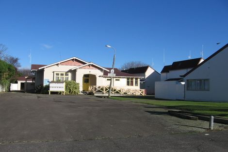 Photo of property in 74 Wood Street, Takaro, Palmerston North, 4410