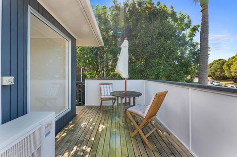 Photo of property in 22 Himalaya Drive, Half Moon Bay, Auckland, 2012