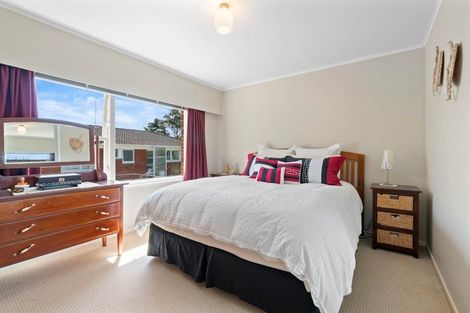 Photo of property in 2/30 Eban Avenue, Hillcrest, Auckland, 0627