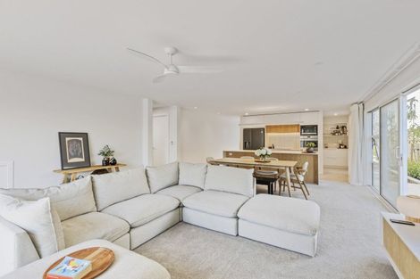 Photo of property in 199a Gill Street, Strandon, New Plymouth, 4312