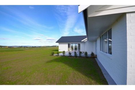 Photo of property in 4 Fernbird Grove, Kerikeri, 0294