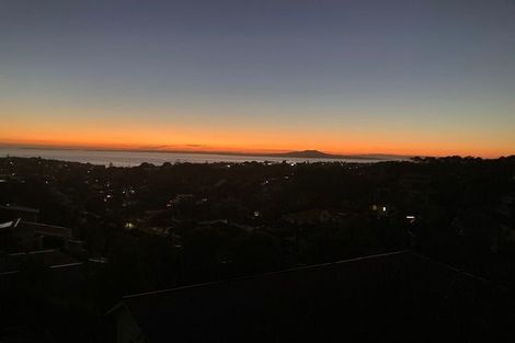 Photo of property in 1/188 Browns Bay Road, Murrays Bay, Auckland, 0630