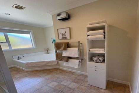 Photo of property in 15b Ratanui Road, Paraparaumu, 5032