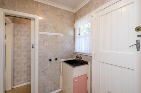 Photo of property in 16 Marsden Street, Levin, 5510