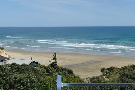 Photo of property in 18 Coates Avenue, Baylys Beach, Dargaville, 0377
