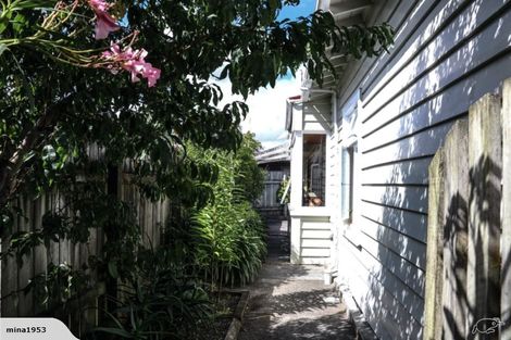 Photo of property in 24 Richmond Street, Petone, Lower Hutt, 5012