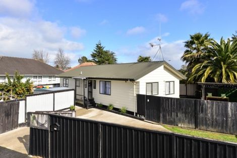 Photo of property in 54 Ross Crescent, Fairfield, Hamilton, 3214