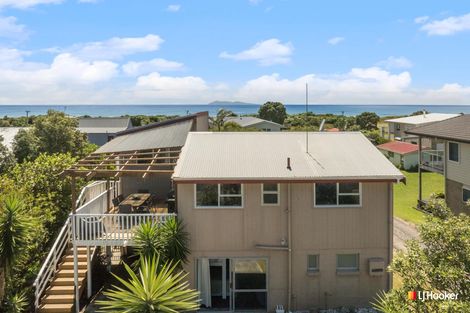 Photo of property in 183 Seaforth Road, Waihi Beach, 3611
