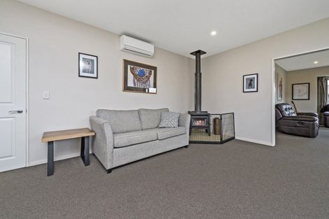 Photo of property in 6 Greenan Place, Doyleston, 7683